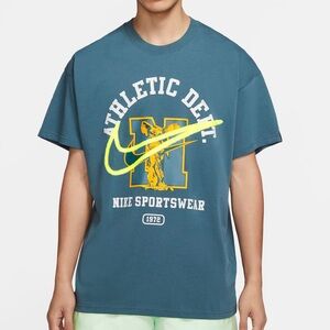 Nike Men's Teal Graphic Tee